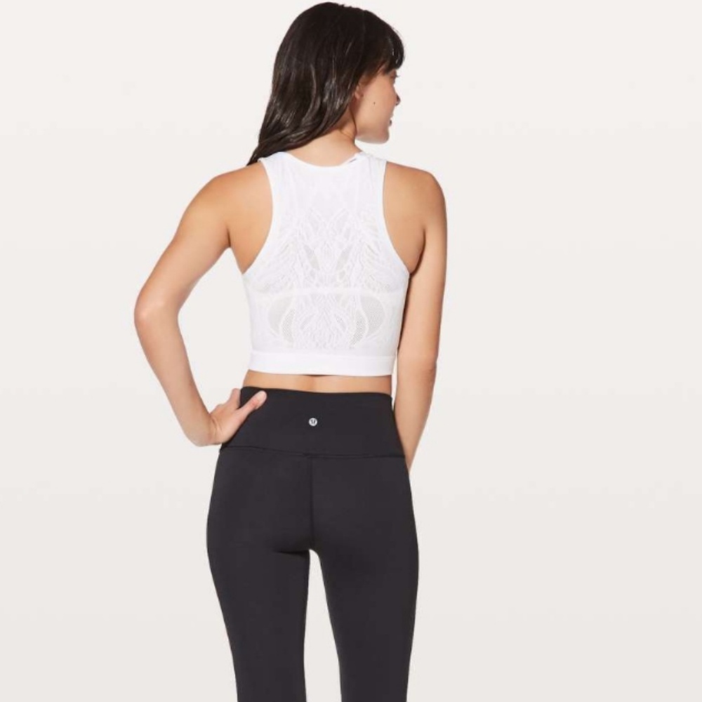 ❌FINAL PRICE! Lululemon Reveal Paisley Crop Top - Picture 3 of 8